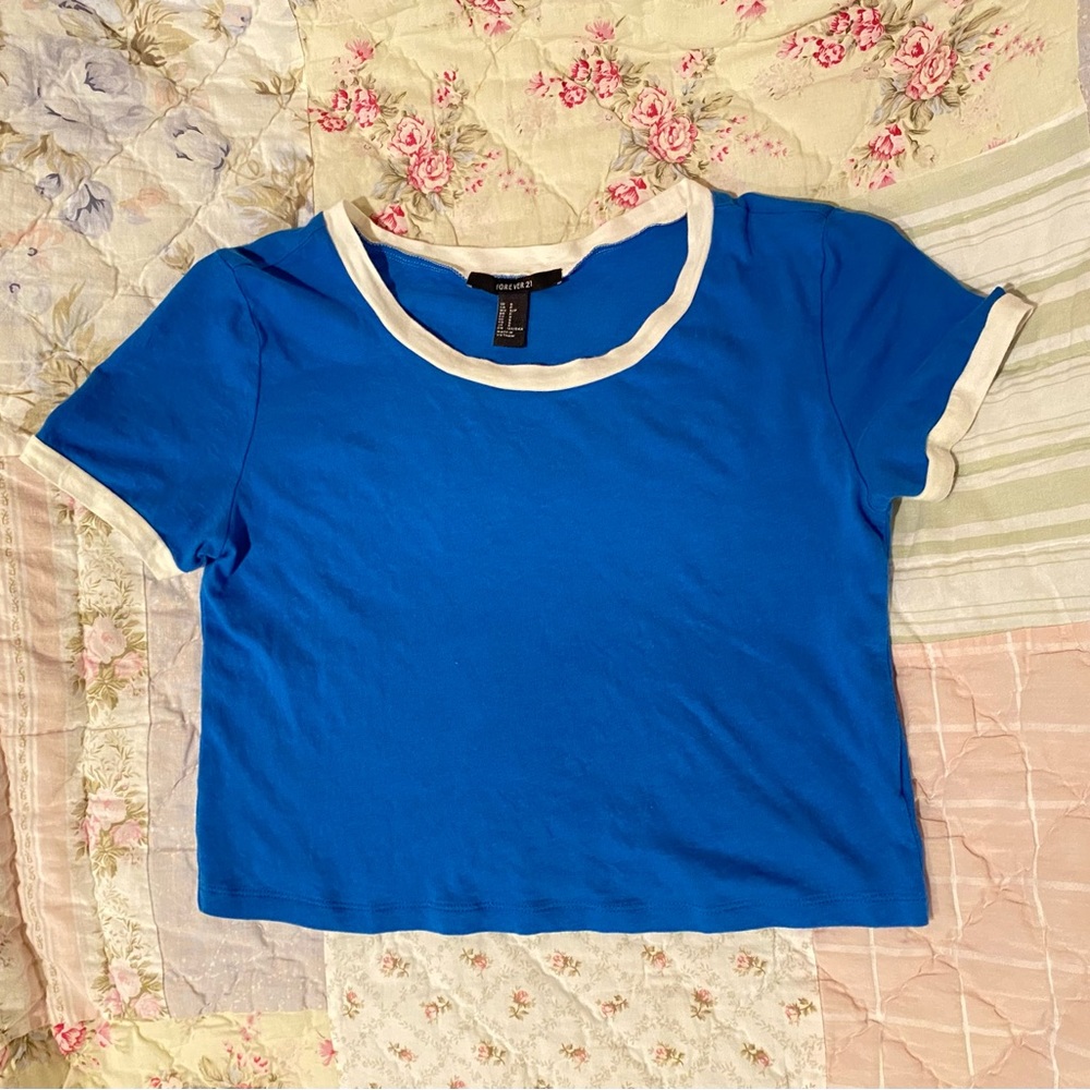bright blue cropped ringer tee, size S 💙